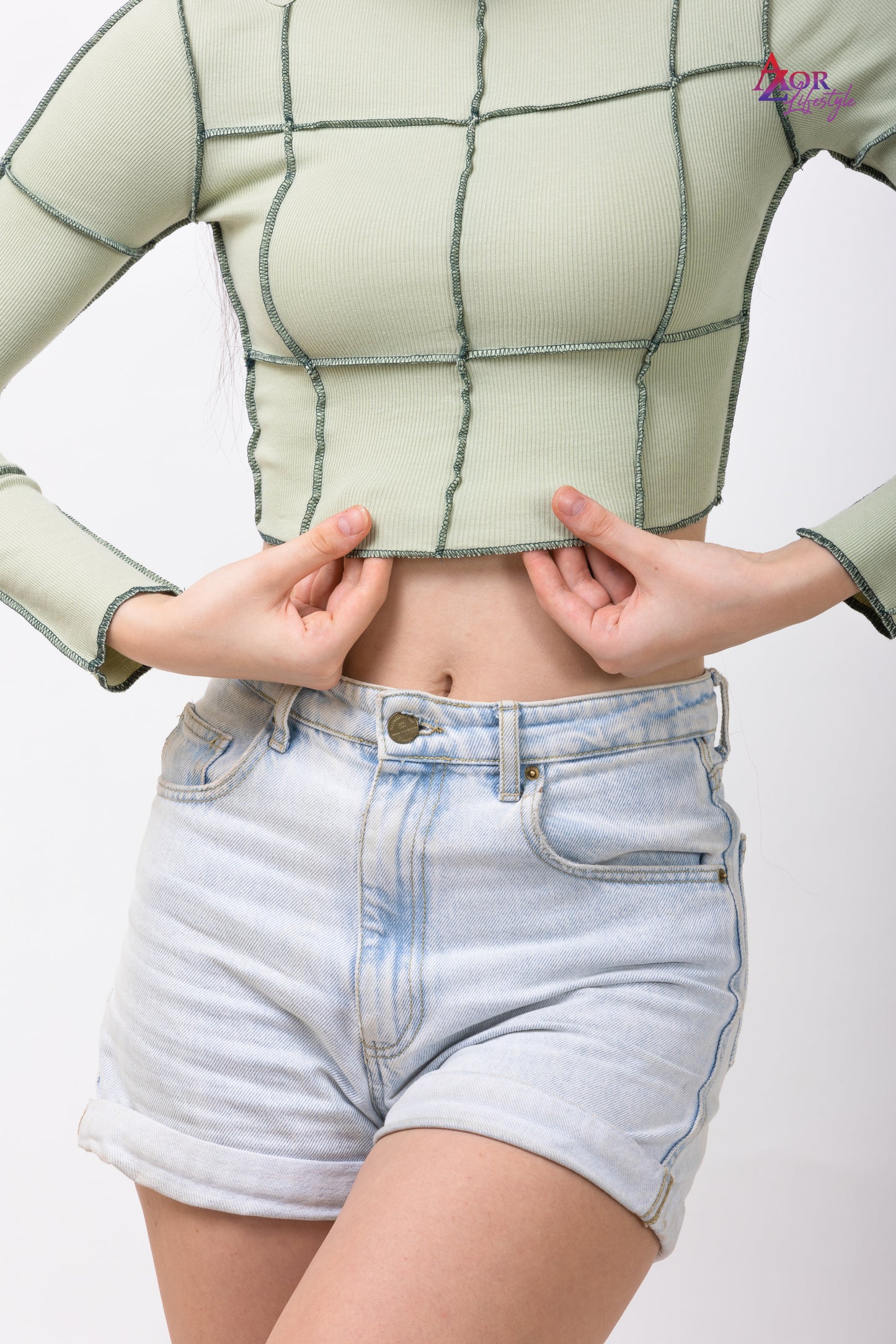 Women green stitch cut-out crop top