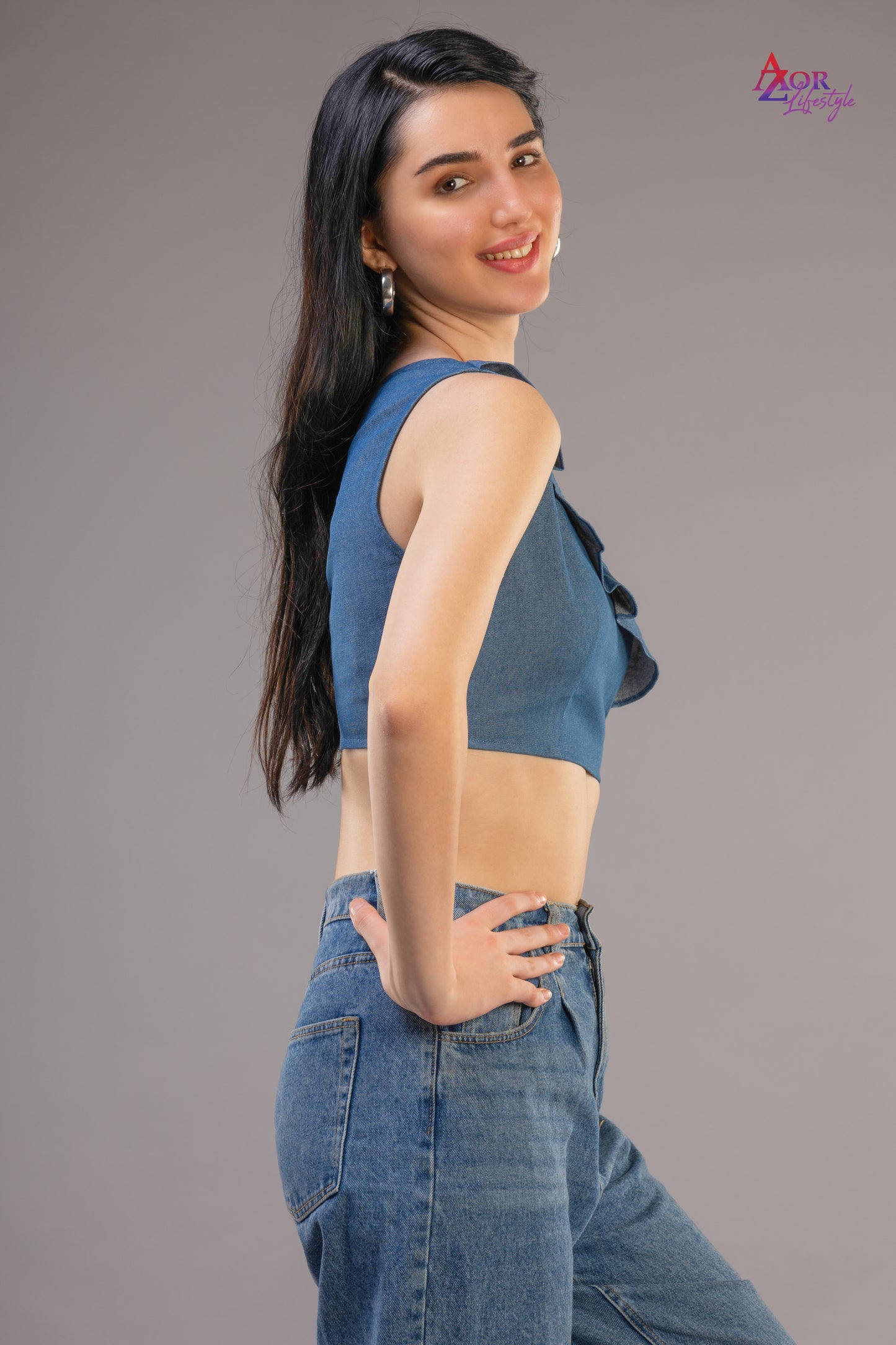 Women blue denim crop-top