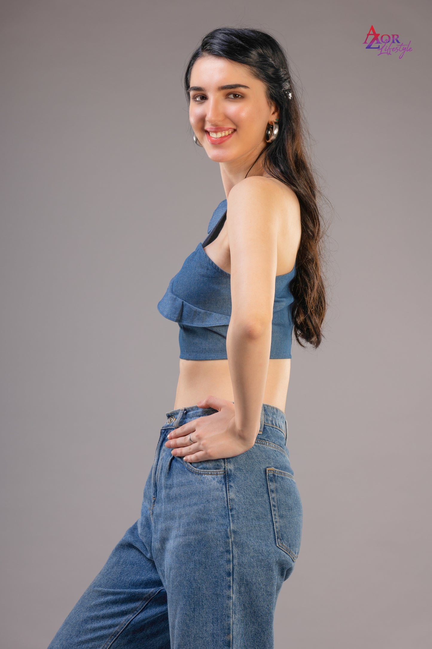 Women blue denim crop-top
