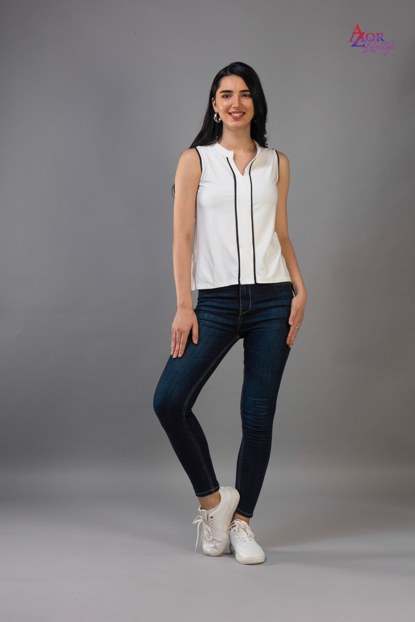 Women white sleeveless top