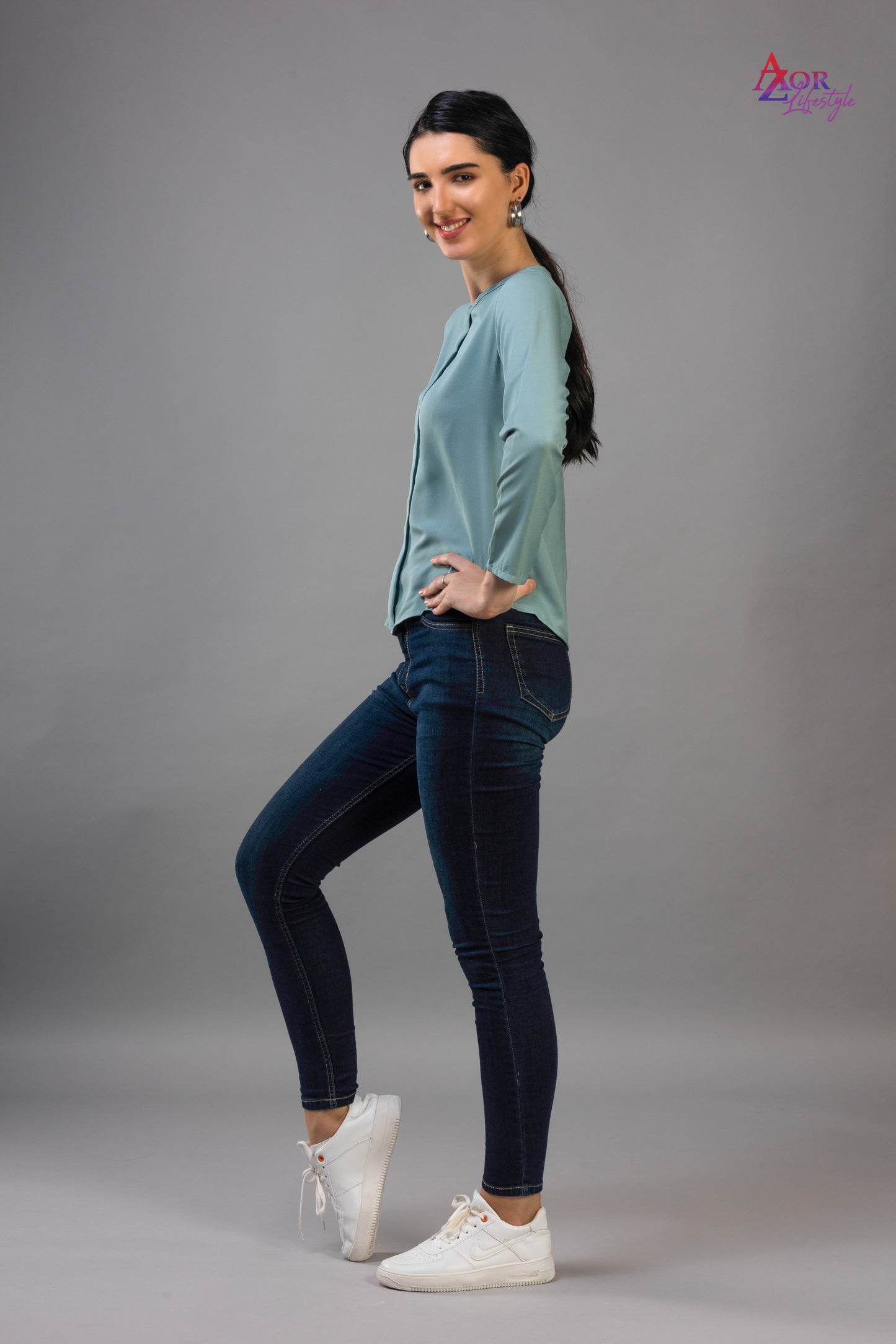 Women Turquoise blue round neck top