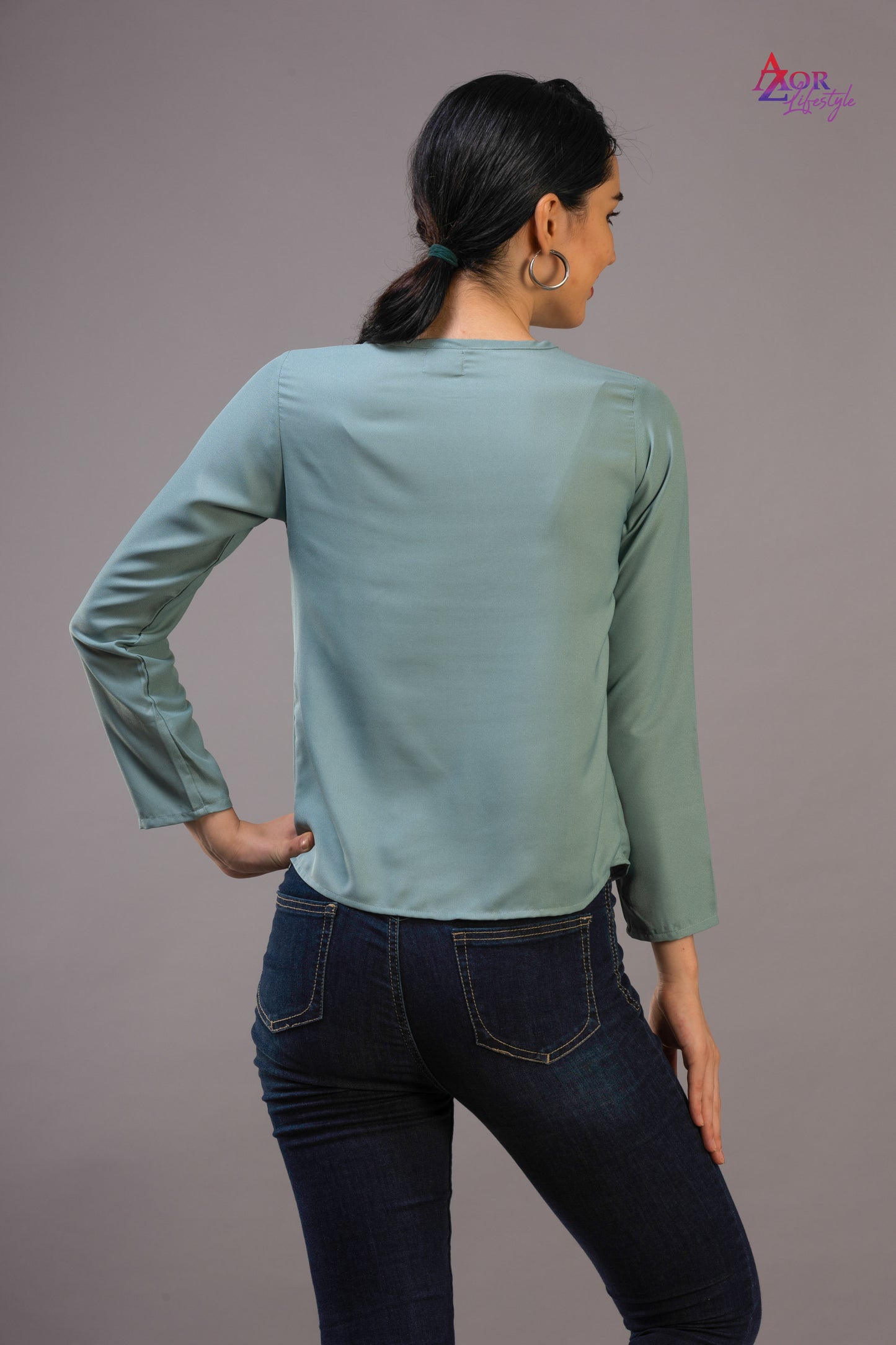 Women Turquoise blue round neck top