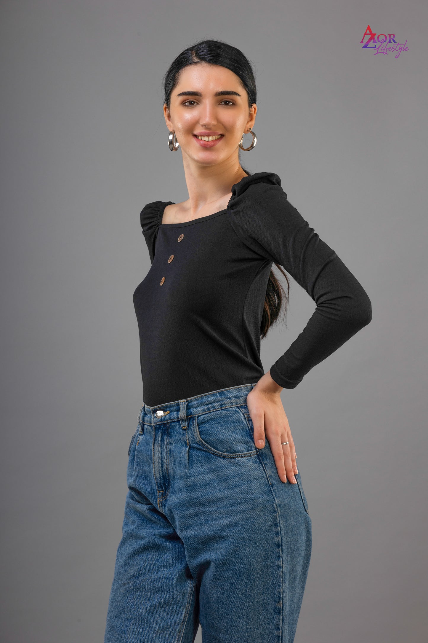 Women black full sleeve top
