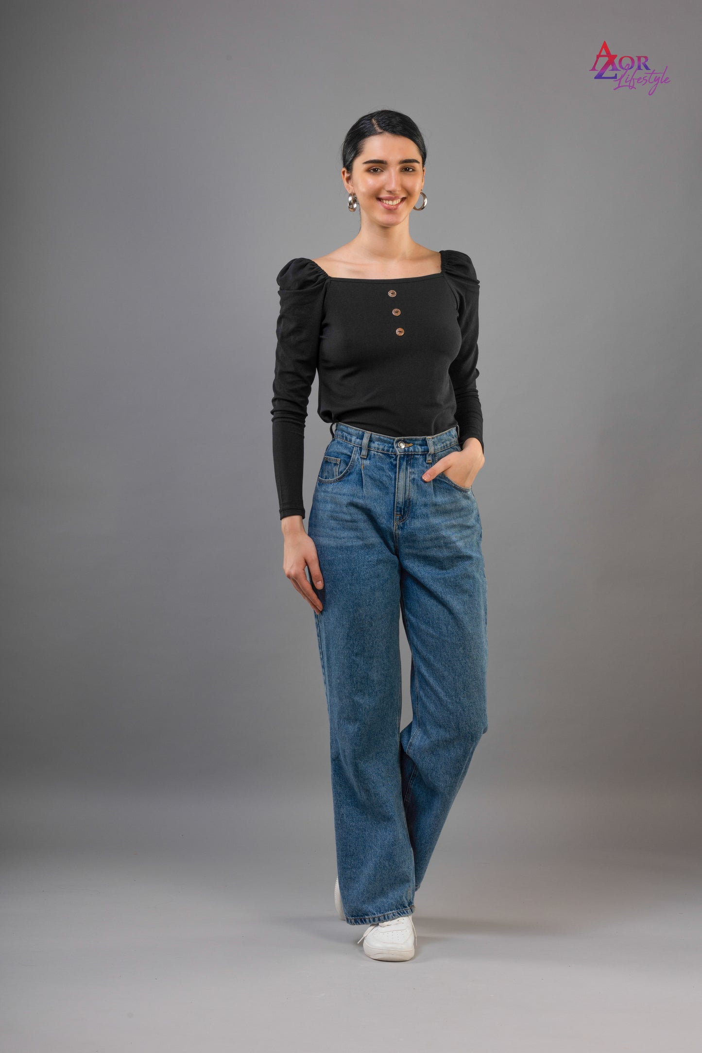 Women black full sleeve top