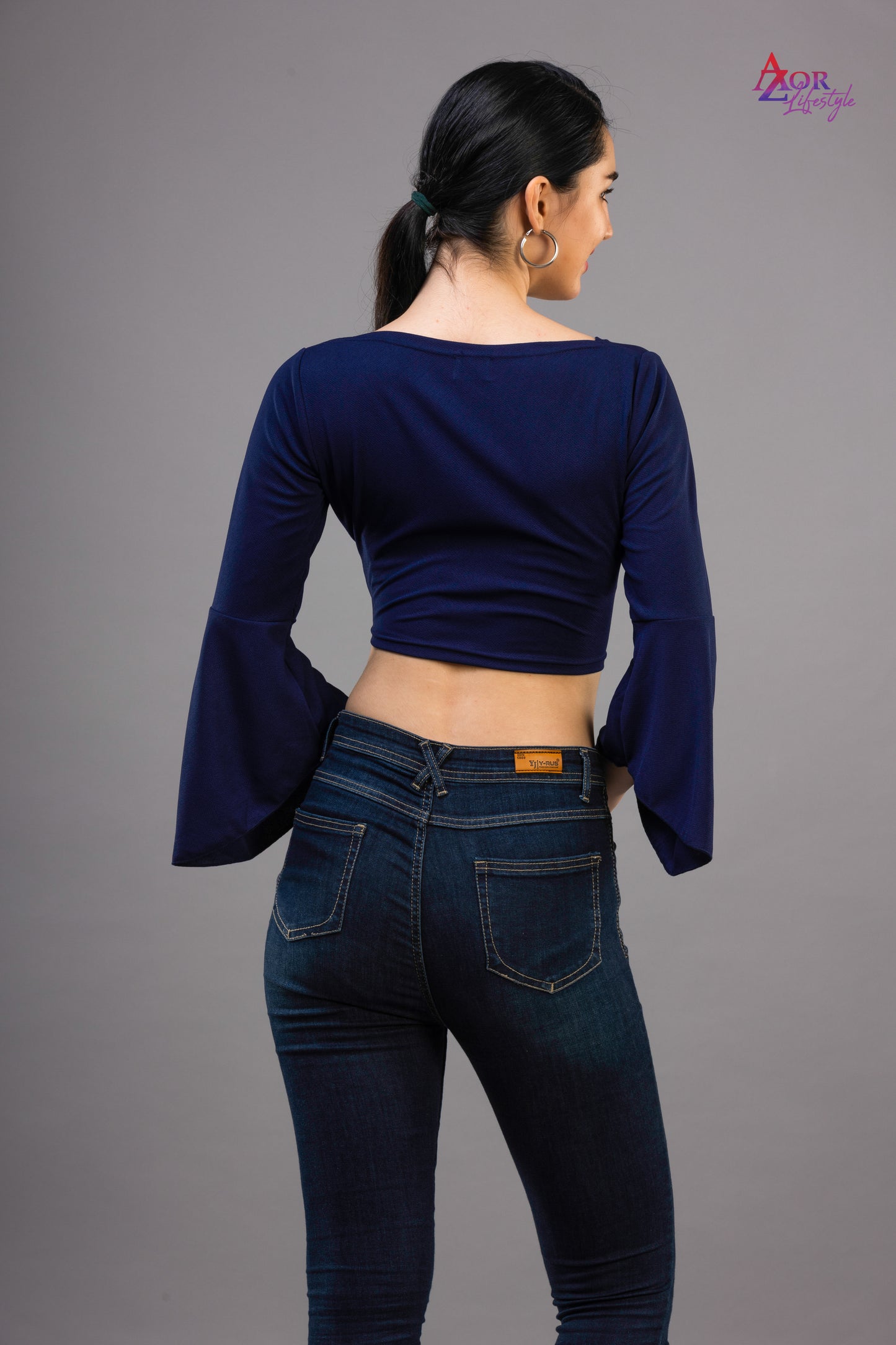 Women navy blue full sleeve crop-top