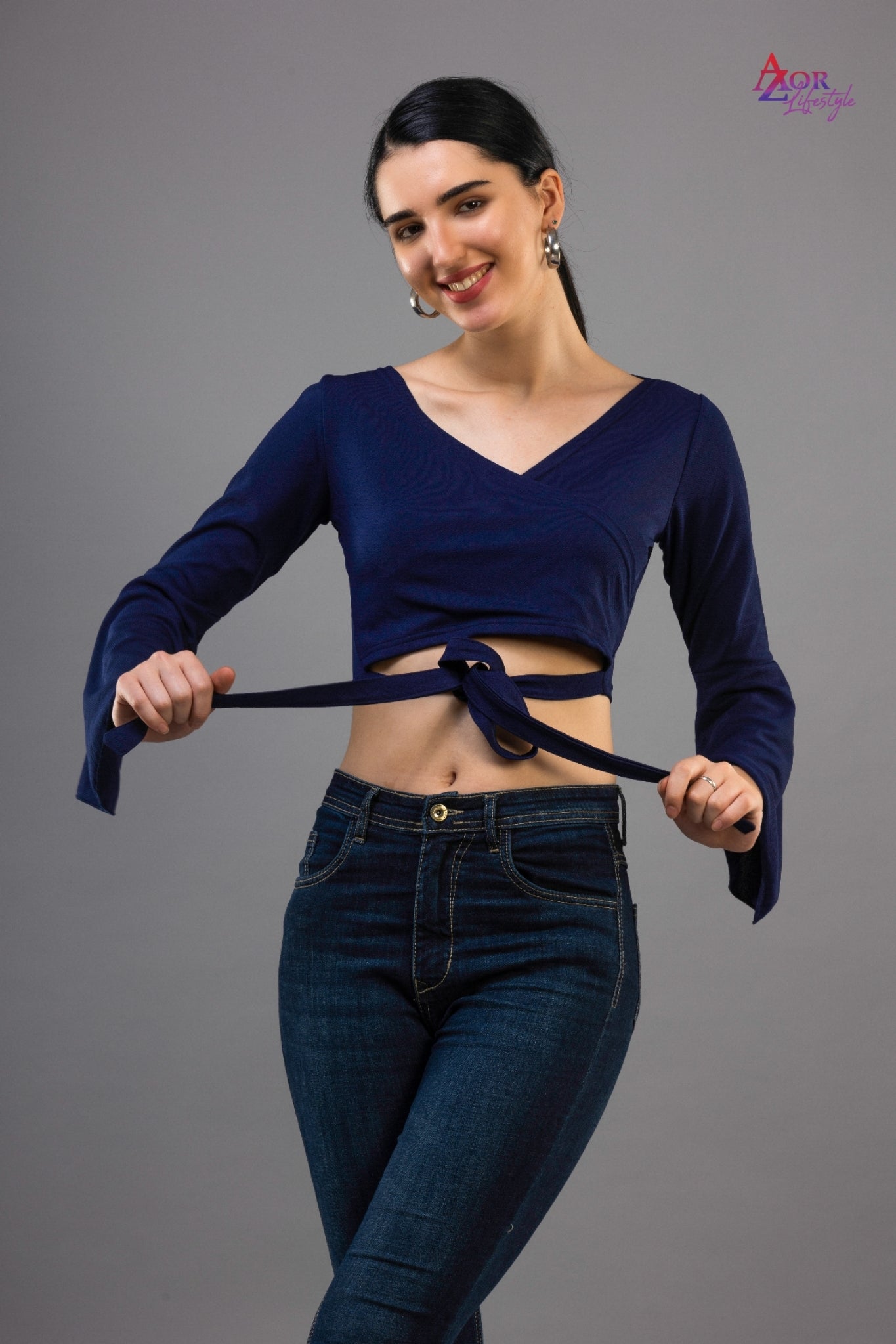 Women navy blue full sleeve crop-top